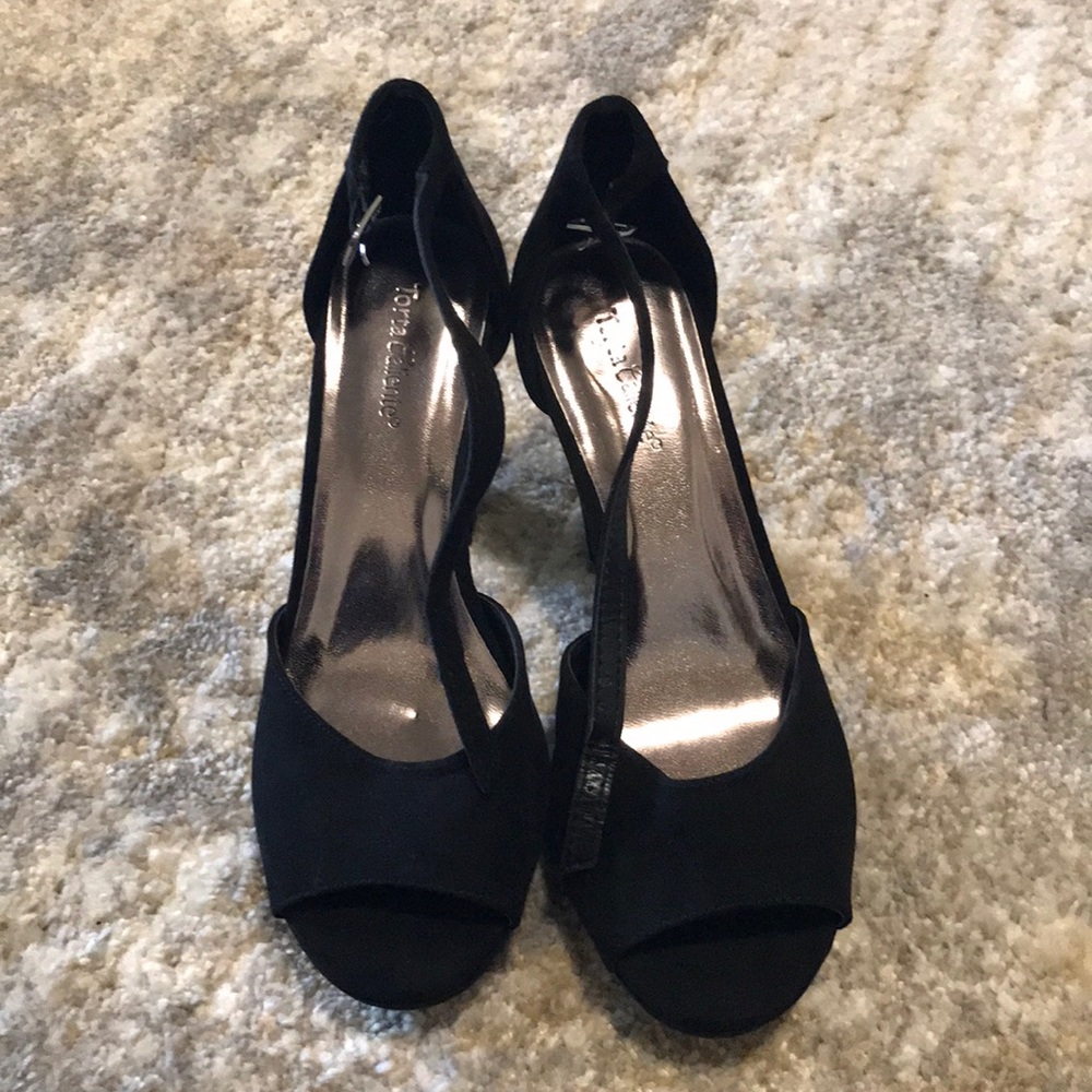 Black heel